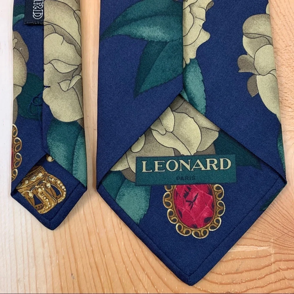 Leonard Paris great 75”
